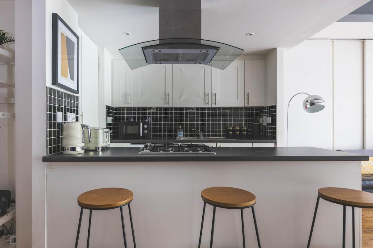 2Bed Stratford Apt With Easy Access To Central London, O2, Excel, Parking Nearby Exterior photo