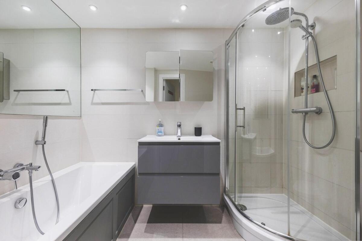 2Bed Stratford Apt With Easy Access To Central London, O2, Excel, Parking Nearby Exterior photo