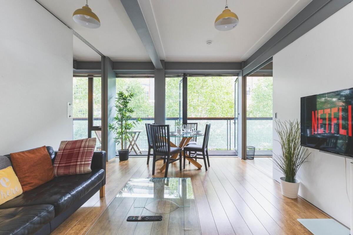 2Bed Stratford Apt With Easy Access To Central London, O2, Excel, Parking Nearby Exterior photo
