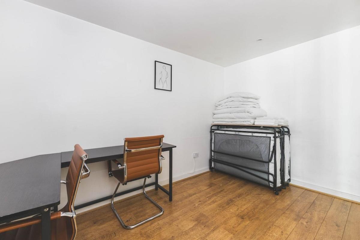 2Bed Stratford Apt With Easy Access To Central London, O2, Excel, Parking Nearby Exterior photo